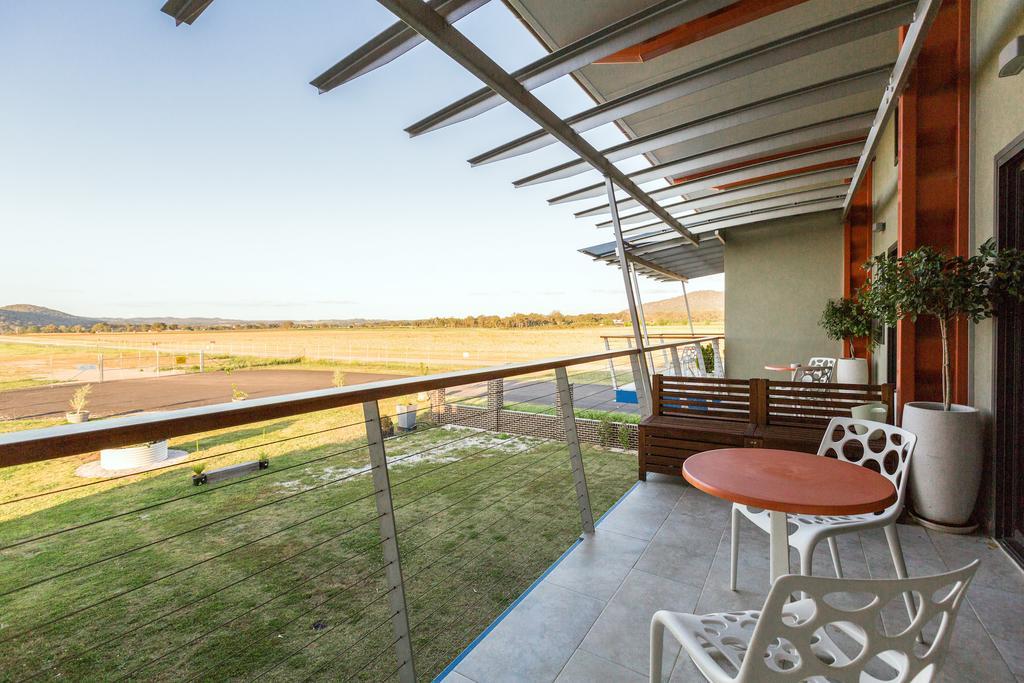 Hangar House Mudgee Exterior photo